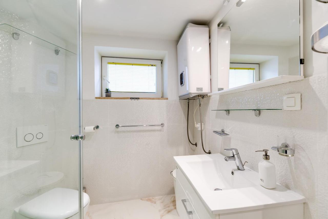 Apartment In The Heart Of Carera Street Rovinj Exteriér fotografie